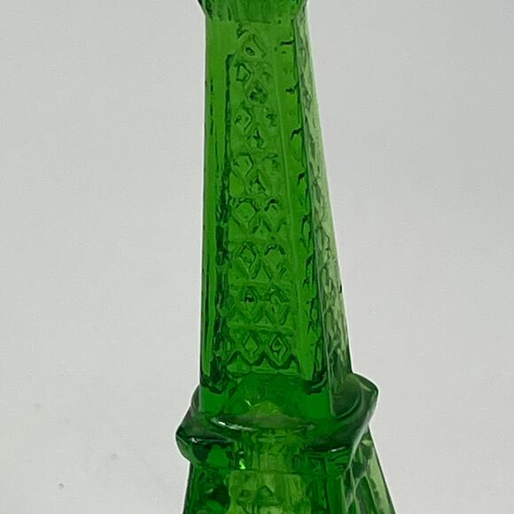 Green Glass Eiffel Tower Paris Souvenir Decorative Figurine 5.5 Inch Vintage Art - Picture 3 of 8
